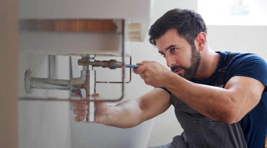 Professional water heater installation services in Elizabeth, IN